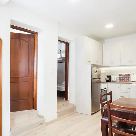 Casa de Férias Karnagio Seafront In Agria *