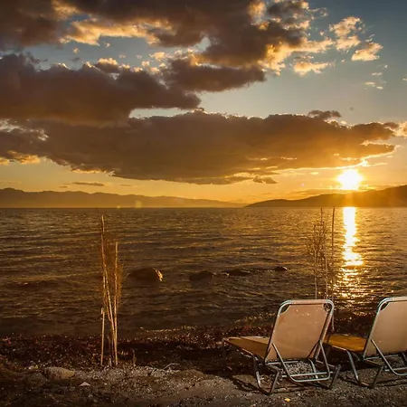 Prázdninový dům Karnagio Seafront In Agria Káto Lekhónia